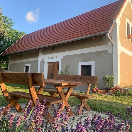 Tatil Evi Balaton With A Majestic View
